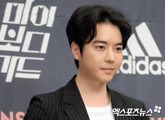 웹툰작가 박태훈의 이혼 사실이 뒤늦게 밝혀졌다.