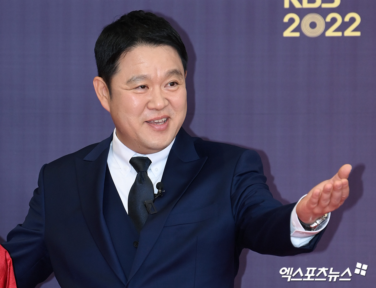 김구라가 늦둥이 딸에 대해 이야기했다.