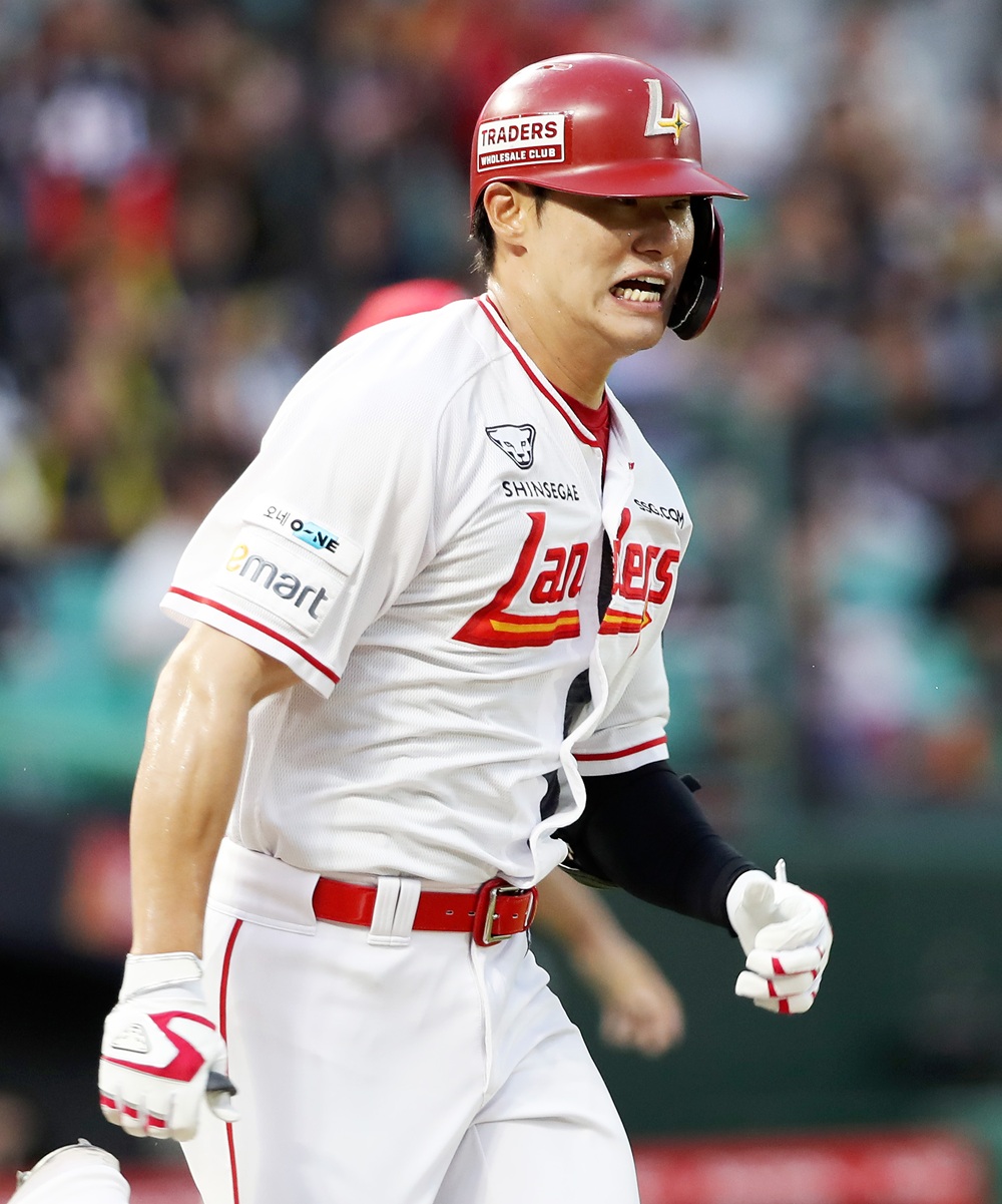 SSG 랜더스 외야수 류효승이 지난 8월 16일 1군 엔트리 등록 후 13경기 타율 0.370(46타수 17안타) 4홈런 8타점으로 뛰어난 활약을 펼치고 있다. 사진 SSG 랜더스 제공