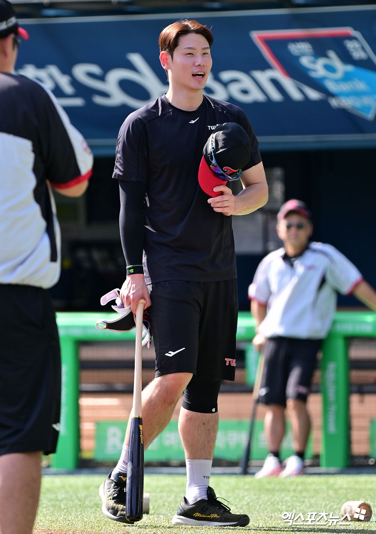 LG 트윈스 외야수 홍창기가 9월 둘째주부터 퓨처스리그 경기를 소화, 1군 복귀를 준비한다. 사진 엑스포츠뉴스 DB