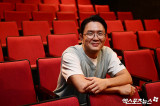 [N잡시대③] 윤형빈, 15년 극장 닫고 'K팝'을?…소극장에서 세계로 '출사표' (창간 18th)