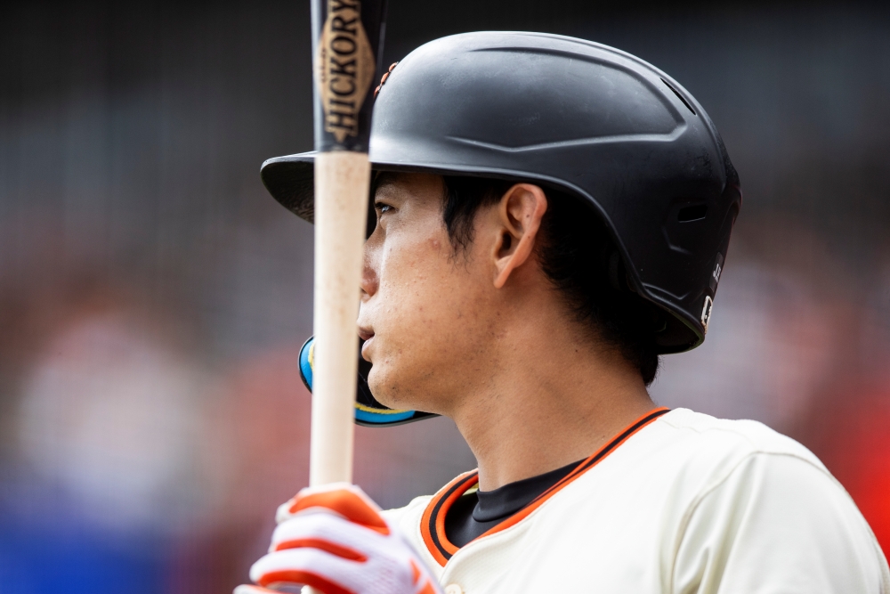 샌프란시스코 자이언츠 외야수 이정후가 11일 미국 캘리포니아주 샌프란시스코의 오라클파크에서 열린 2025 미국 메이저리그 애리조나 다이아몬드백스와의 홈경기에 7번타자 겸 중견수로 선발 출전해 4타수 무안타 1타점을 기록했다. 이정후의 시즌 타율은 0.271에서 0.269로 하락했다. AP 연합뉴스