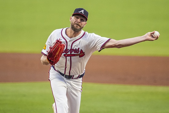 애틀랜타 브레이브스 김하성은 11일(한국시간) 미국 조지아주 애틀랜타 트루이스트 파크에서 열린 2025 메이저리그(MLB) 시카고 컵스와 홈경기에 5번타자 겸 유격수로 선발 출전해 4타수 1안타 2삼진을 기록했다. 애틀랜타는 2-3 석패를 당했다. 연합뉴스