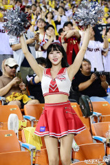 'LG 여신' 치어리더 차영현, 잠실 불태운 숨멎 자태