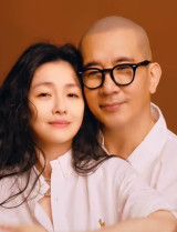 故서희원 묘 지키는 구준엽, 사별 후 첫 생일…"밝은 모습으로 만나자" 먹먹 [엑's 이슈] 
