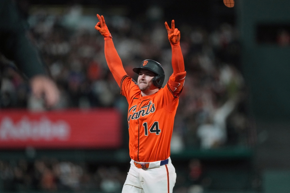 13일 미국 캘리포니아주 샌프란시스코의 오라클파크에서 열린 2025 미국 메이저리그 LA 다저스와 샌프란시스코 자이언츠의 경기, 10회말 1사 만루 샌프란시스코 패트릭 베일리가 끝내기 만루홈런을 터트리고 있다. Imagn Images 연합뉴스