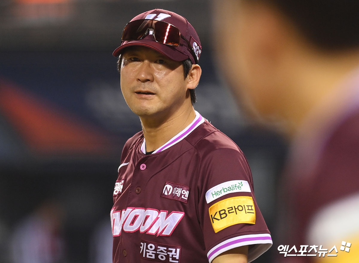 설종진 감독 대행이 이끄는 키움 히어로즈가 14일 대전 한화생명볼파크에서 2025 신한 SOL Bank KBO리그 한화와의 팀 간 15차전을 치른다. 사진 엑스포츠뉴스 DB