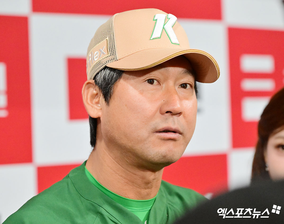 설종진 감독 대행이 이끄는 키움 히어로즈가 14일 대전 한화생명볼파크에서 2025 신한 SOL Bank KBO리그 한화와의 팀 간 15차전을 치른다. 사진 엑스포츠뉴스 DB