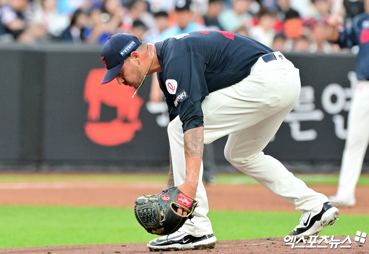 롯데 자이언츠 외국인 투수 빈스 벨라스케즈의 보직이 선발에서 불펜으로 변경될 것으로 보인다. 사진 엑스포츠뉴스 DB