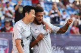 손흥민, 펠레-메시 이후 처음 존재감 美쳤다!…'흥부 듀오 탄생'→LAFC에 우승컵 안긴다