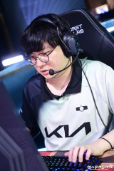 DK, 베이가-직스 조합으로 초반부터 앞서가며 2세트 BFX 제압 (LCK)