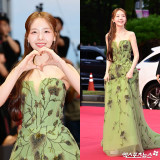 '예비신부' 방민아, ♥온주완 또 반할 미모로 부국제 나들이
