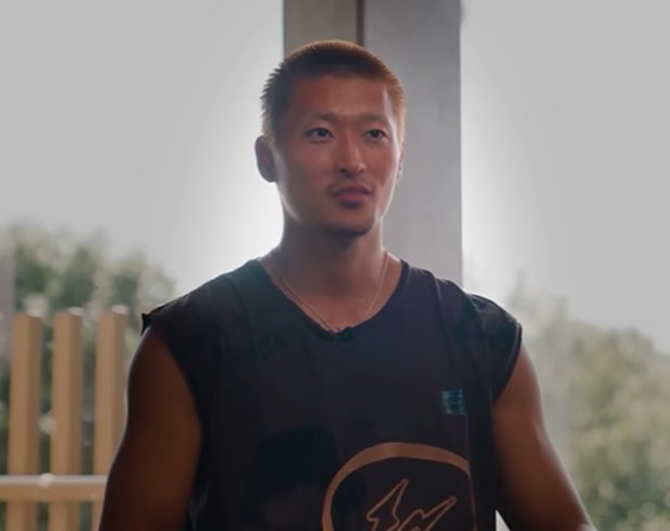 그야말로 인간승리다. 무릎 수술 이후 합병증을 극복하고 돌아온 조규성이 494일 만에 복귀포를 터트렸다. 길고 길었던 조규성의 침묵이 마침내 깨졌다. 무릎 수술을 받은 뒤 재활 기간만 1년이 넘으면서 선수 커리어 위기에 봉착했으나, 끝까지 이를 악물고 버틴 조규성은 지난달 그라운드에 돌아온 지 약 한 달 만에 골까지 기록하며 부활의 신호탄을 쐈다. 사진 미트윌란