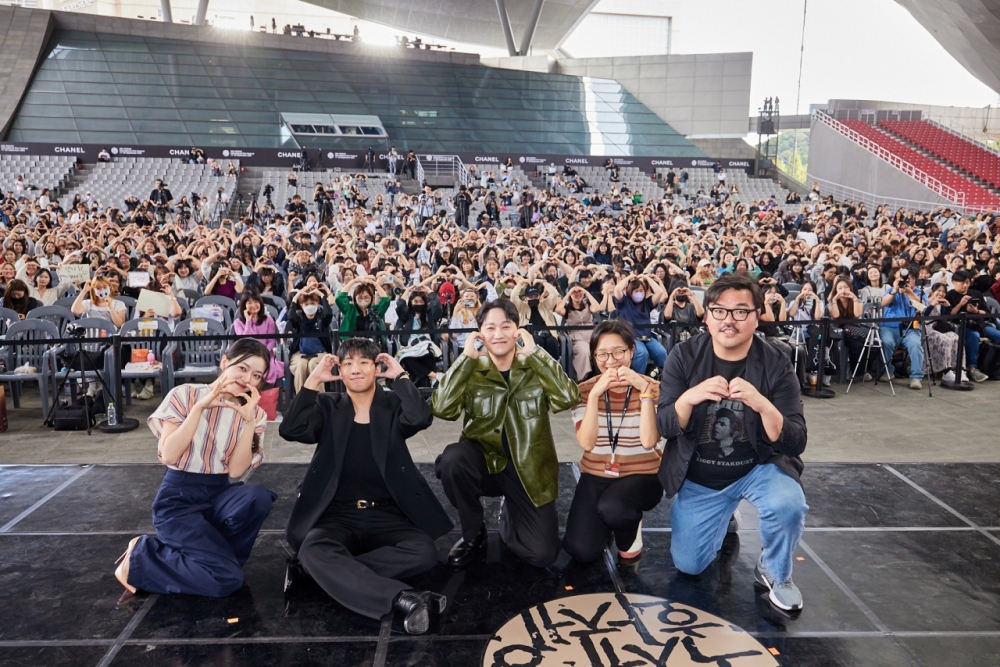 제30회 부산국제영화제에 참석한 '극장의 시간들' 팀