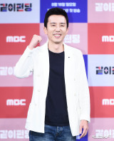 "언제까지 숨어있을거냐" '표절 의혹' 유희열, 깜짝 근황 공개…재벌가와 특급 만남 [엑's 이슈]