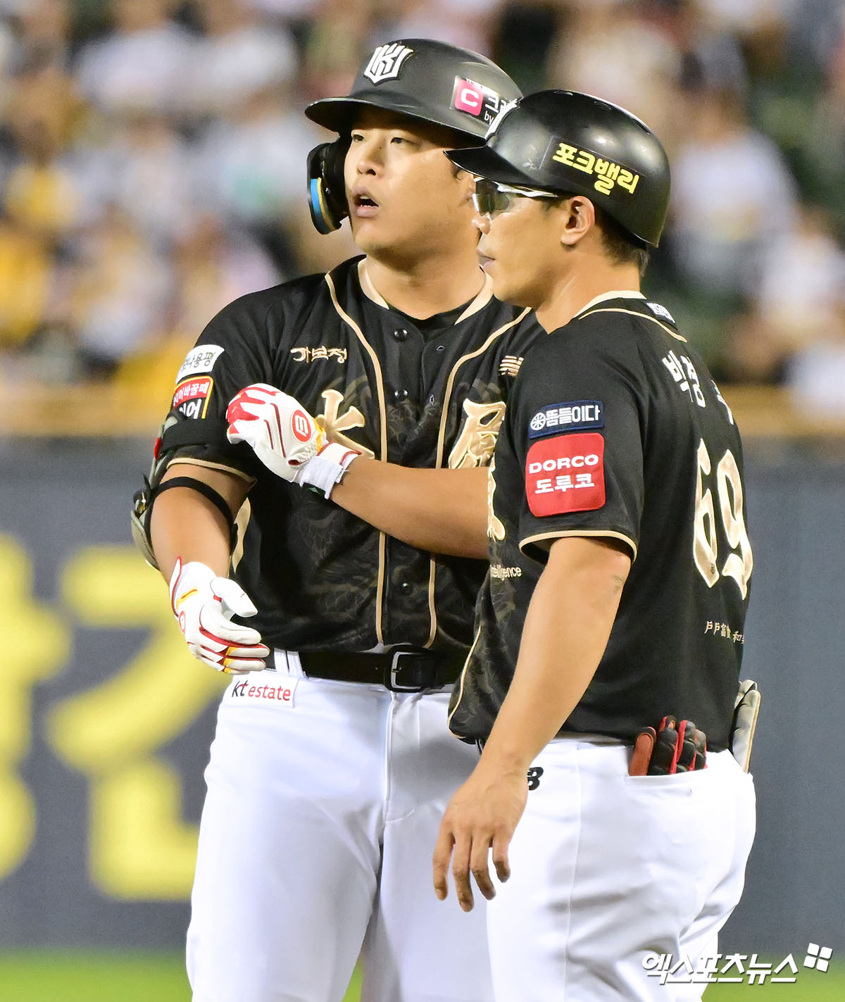 11일 오후 서울 송파구 잠실야구장에서 열린 '2025 신한 SOL Bank KBO리그' KT 위즈와 LG 트윈스의 경기, 7회초 무사 1,2루 KT 강백호가 1타점 적시타를 날리고 있다. 엑스포츠뉴스 DB