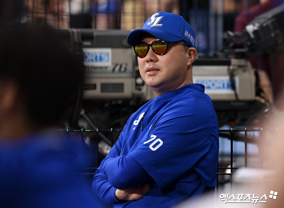 박진만 감독이 이끄는 삼성 라이온즈가 28일 서울 고척스카이돔에서 열린 2025 신한 SOL Bank KBO리그 키움 히어로즈와의 팀 간 16차전에서 4-2로 이겼다. 사진 고아라 기자