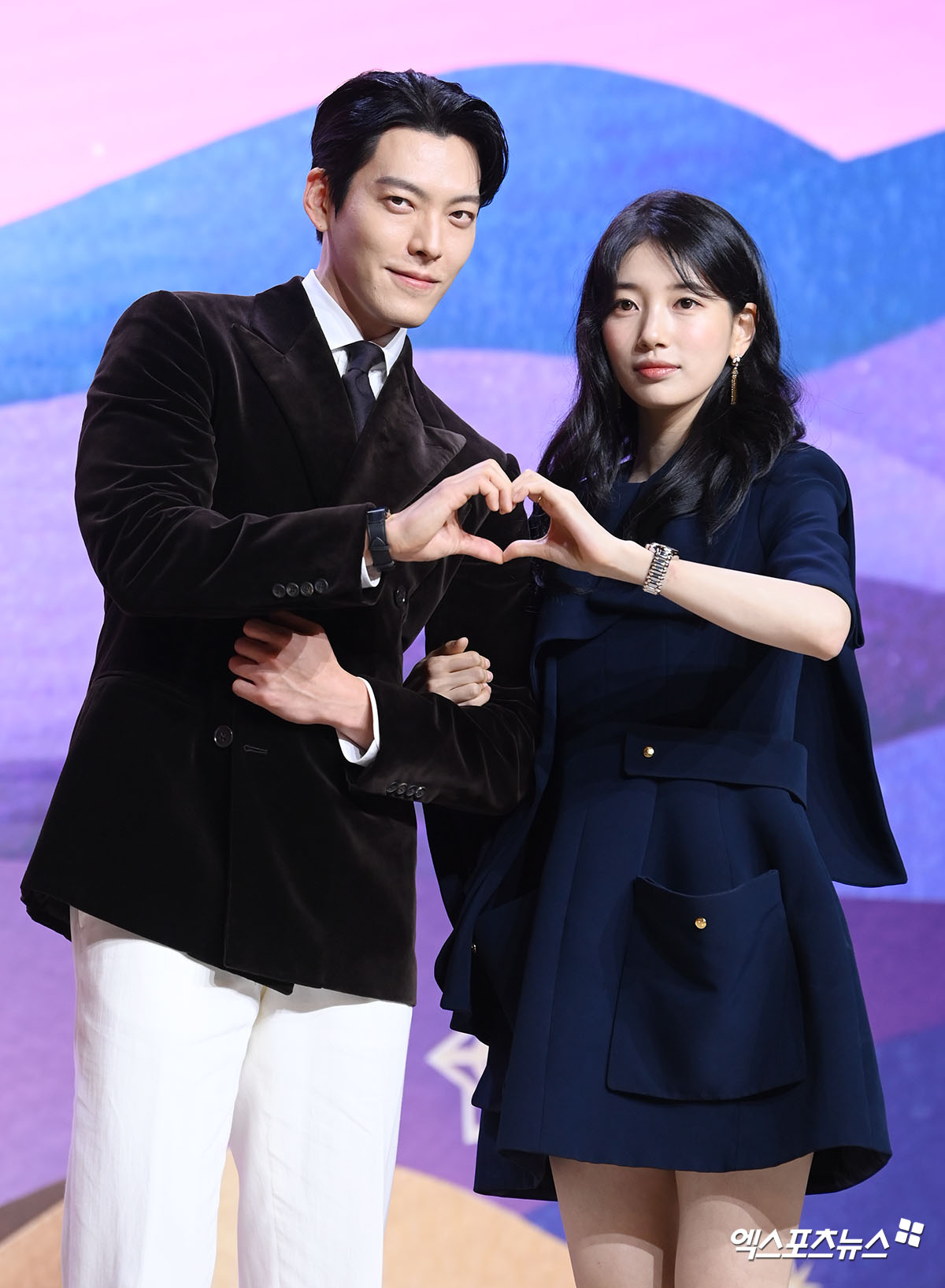 '다 이루어질지니' 제작발표회에 참석한 김우빈과 수지