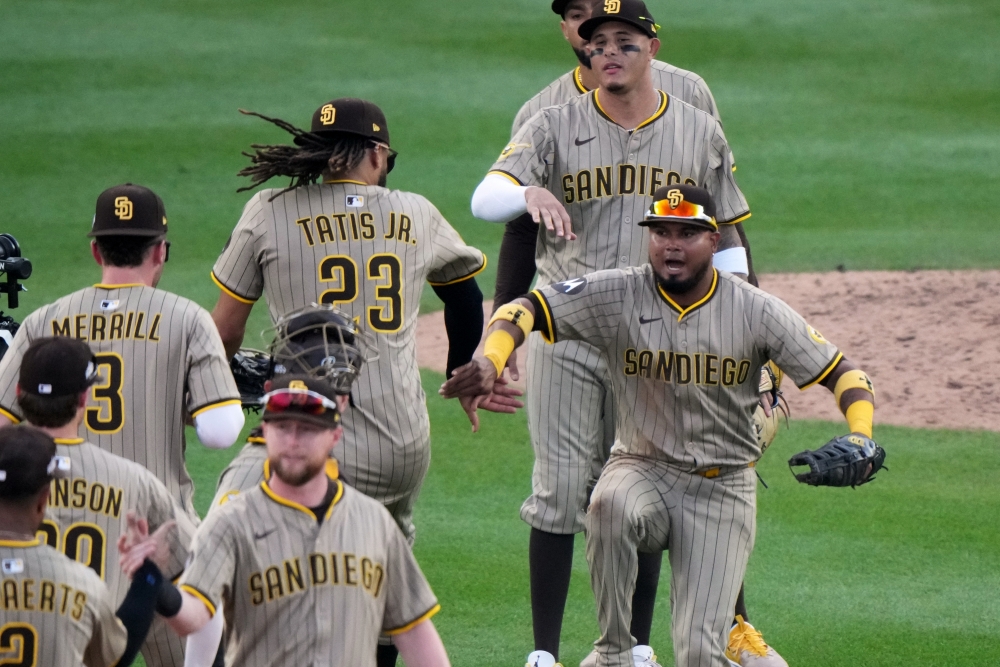 2일(한국시간) 미국 일리노이주 시카고의 리글리필드에서 열린 2025 미국 메이저리그(MLB) 포스트시즌 내셔널리그 와일드카드(NLWC·3전 2선승제) 샌디에이고 파드리스와 시카고 컵스의 2차전, 샌디에이고가 3:0으로 승리했다. AP 연합뉴스