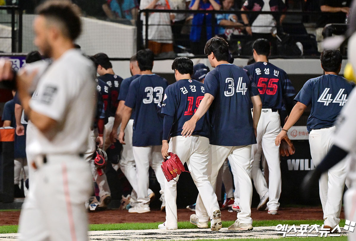 롯데 자이언츠가 오는 8일부터 부산 사직야구장에서 마무리 훈련에 돌입한다. 사진 엑스포츠뉴스 DB