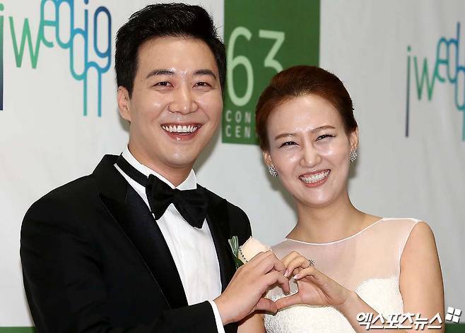 도경완 장윤정 부부가 근황을 알렸다.