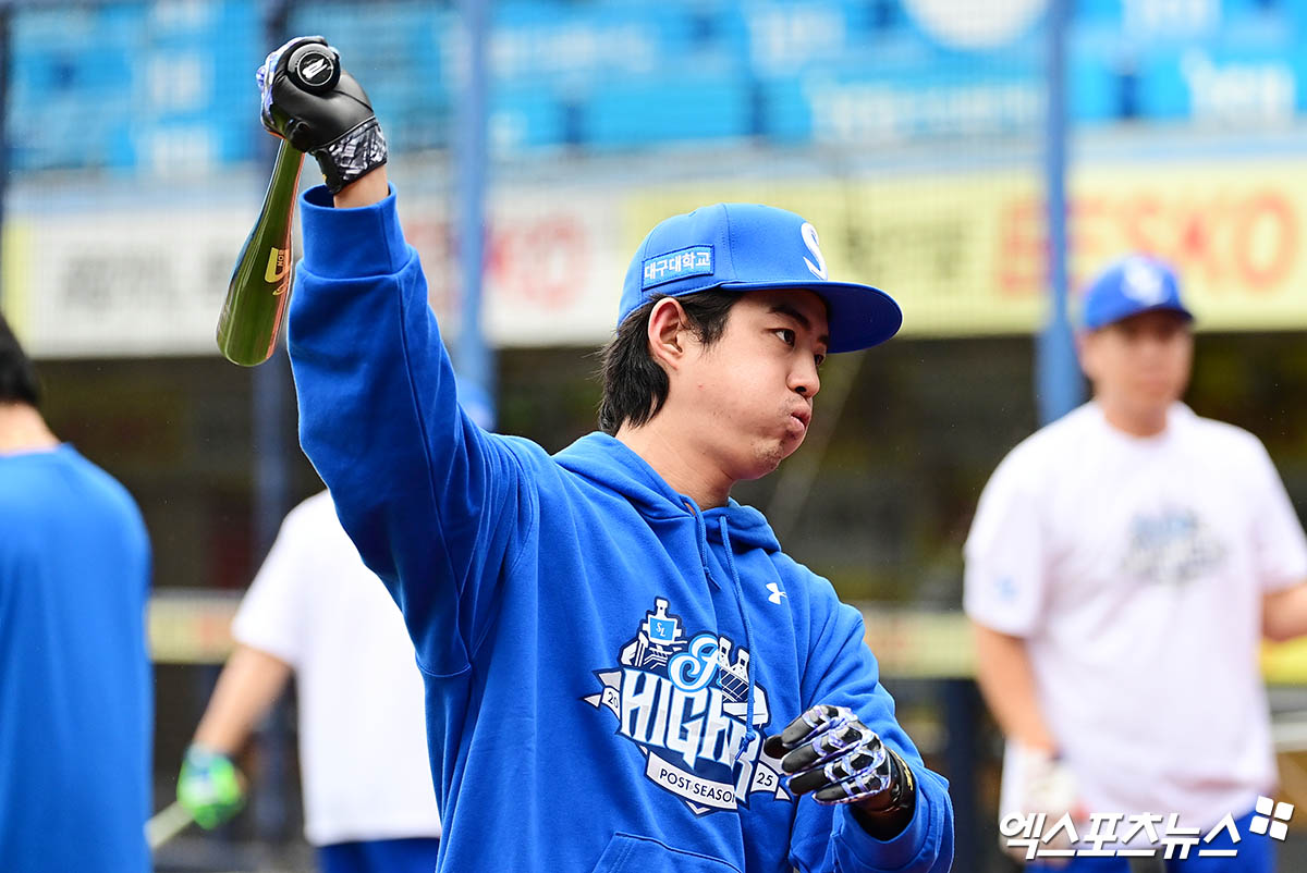 7일 오후 대구삼성라이온즈파크에서 열리는 '2025 신한 SOL Bank KBO 포스트시즌' NC 다이노스와 삼성 라이온즈의 와일드카드 2차전 경기에 앞서 삼성 구자욱이 타격 훈련을 하고 있다. 엑스포츠뉴스 대구, 박지영 기자