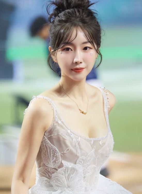 치어리더 안지현