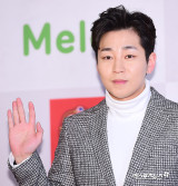 딘딘, 연예인 축의금 현실 밝혔다…천만원 설에 "친하면 50만원" [엑's 이슈]