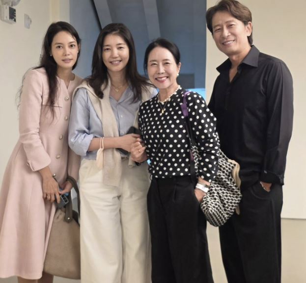 안현모, 김희영, 윤영미, 양재진