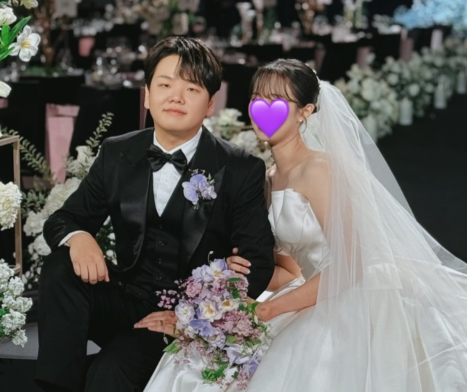 곽튜브가 공개한 결혼식 사진.