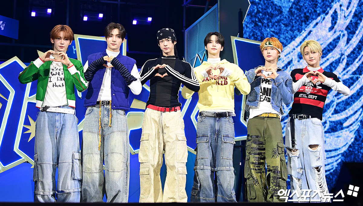 (왼쪽부터) 한진, 영재, 도훈, 신유, 경민, 지훈