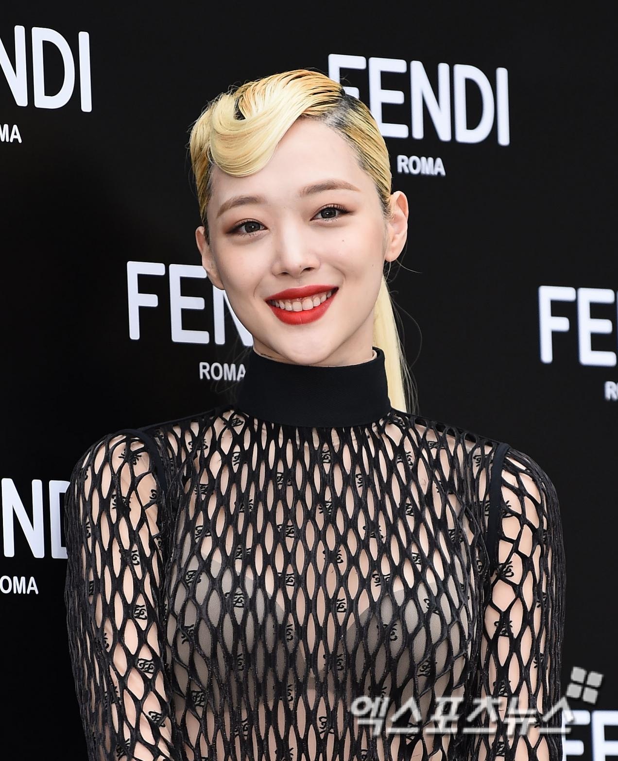 故 설리(본명 최진리).