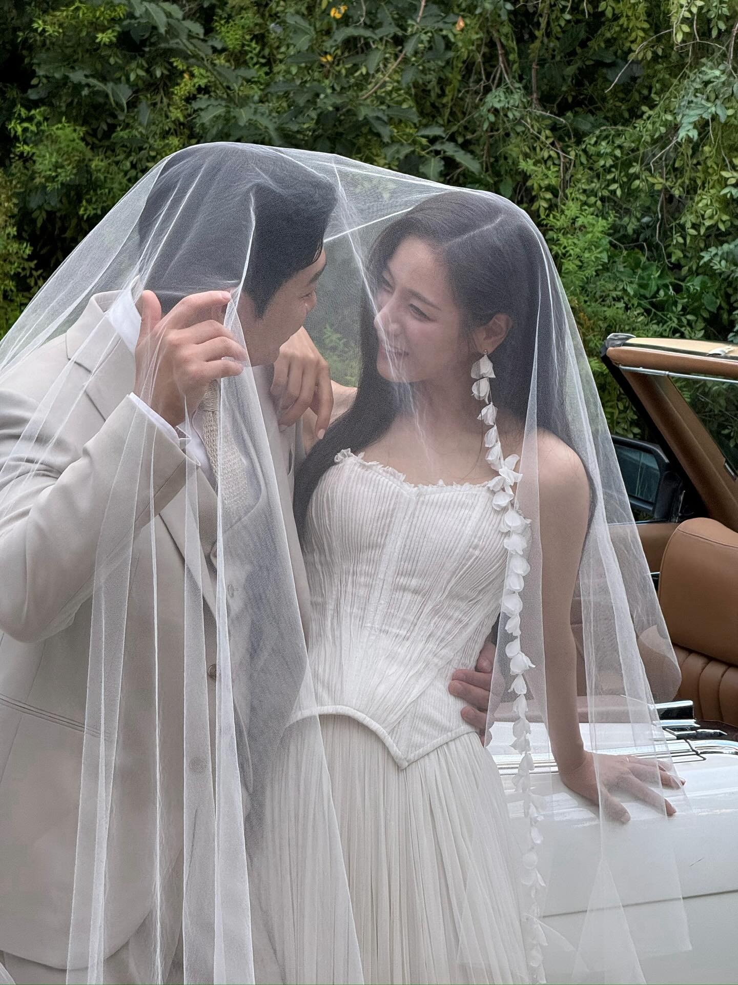 22기 옥순, 경수 웨딩화보