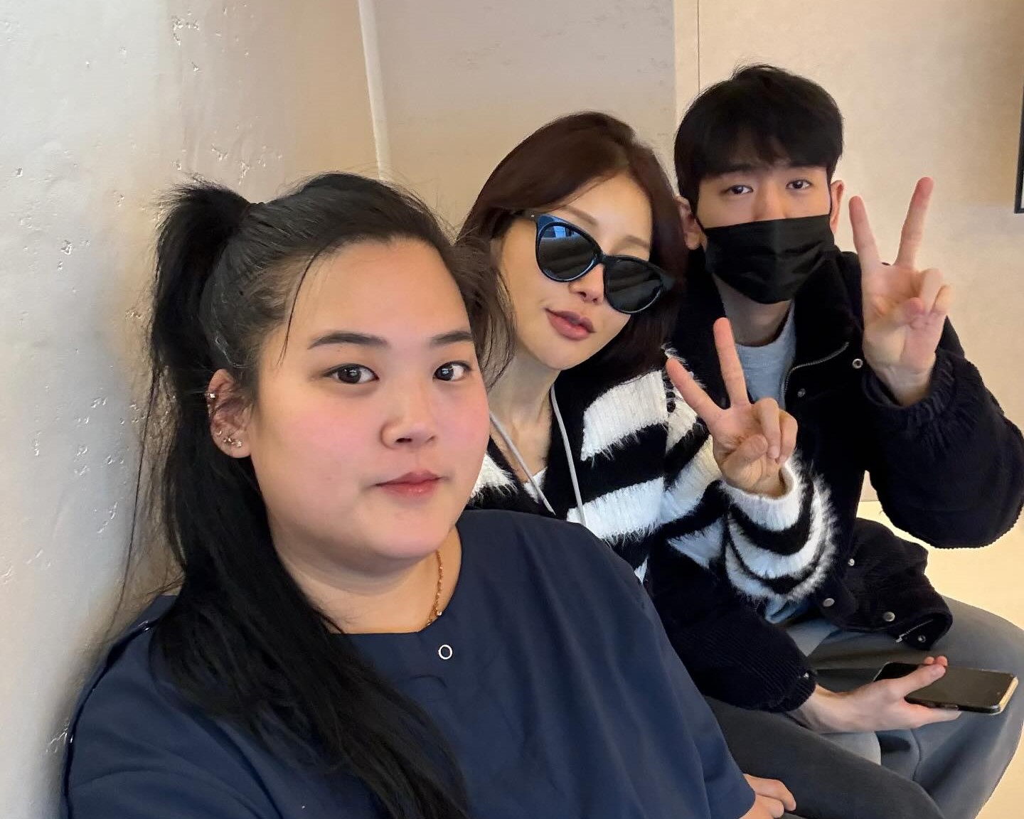 박수지, 미나, 류필립