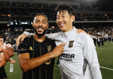 "부앙가 득점왕 위해 손흥민이 양보할 것" MLS 충격 전망 떴다…'흥부듀오' 합작해 메시 물리친다