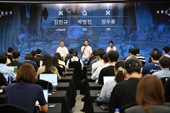 김민규 사업실장, 박범진 아쿠아트리 대표, 정우용 드림에이지 대표