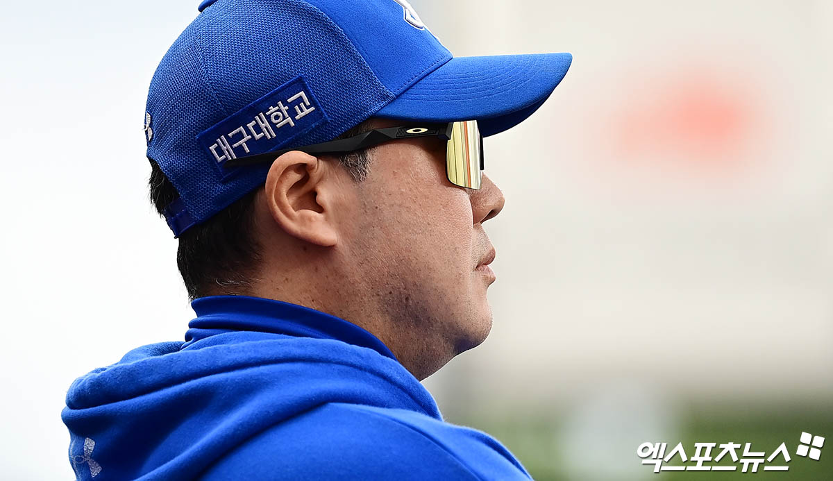 박진만 감독이 이끄는 삼성 라이온즈가 19일 대전 한화생명 볼파크에서 열린 한화 이글스와의 2025 신한 SOL Bank KBO 포스트시즌 플레이오프(5전 3선승제, 한화 1승) 2차전에서 7-3으로 이겼다. 사진 김한준·박지영 기자