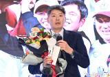 [인터뷰] 'MLB식 면접 통과' 김원형 감독 美·日 연수 많은 걸 느껴…두산에 잘 접목하겠다