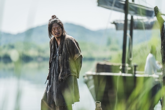 디즈니+ '탁류' 박지환