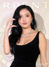 화사, '12살 연상 사업가' 결별 암시 후 의미심장 "연인과 좋은 안녕 있다" (컬투쇼)
