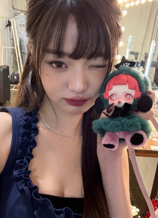 장원영 SNS.