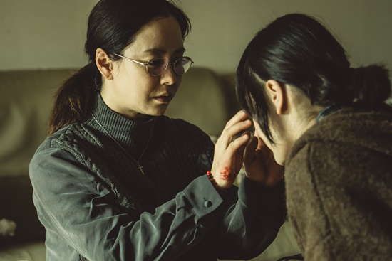 영화 '구원자' 송지효