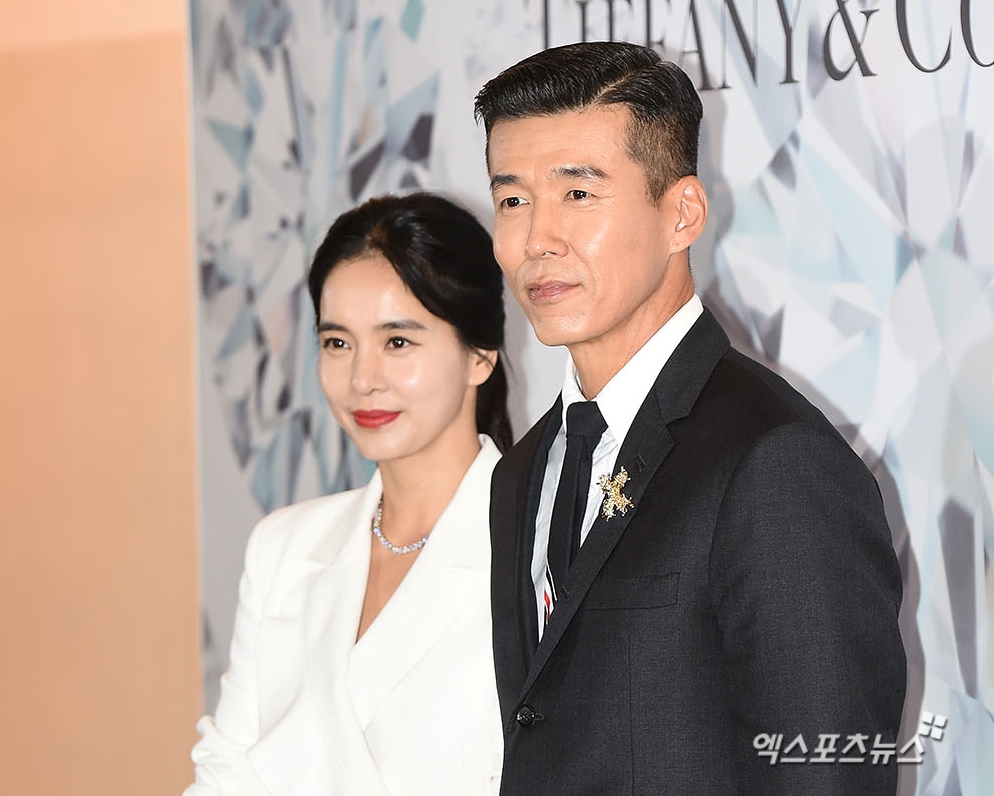 엑스포츠뉴스 DB - 션, 정혜영 부부