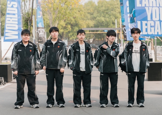 TES 롤 관련 뉴스 - TES, LPL 1시드 BLG 꺾고 2:1 승리… 8강 진출 확정 [롤드컵] (종합)