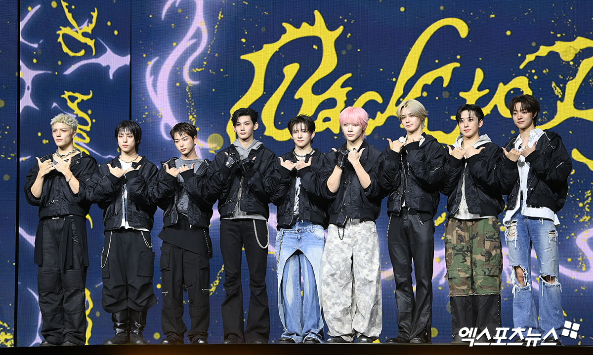 (왼쪽부터) 마키, 타키, 하루아, 조, 유마, 니콜라스, 케이, 후마, 의주.