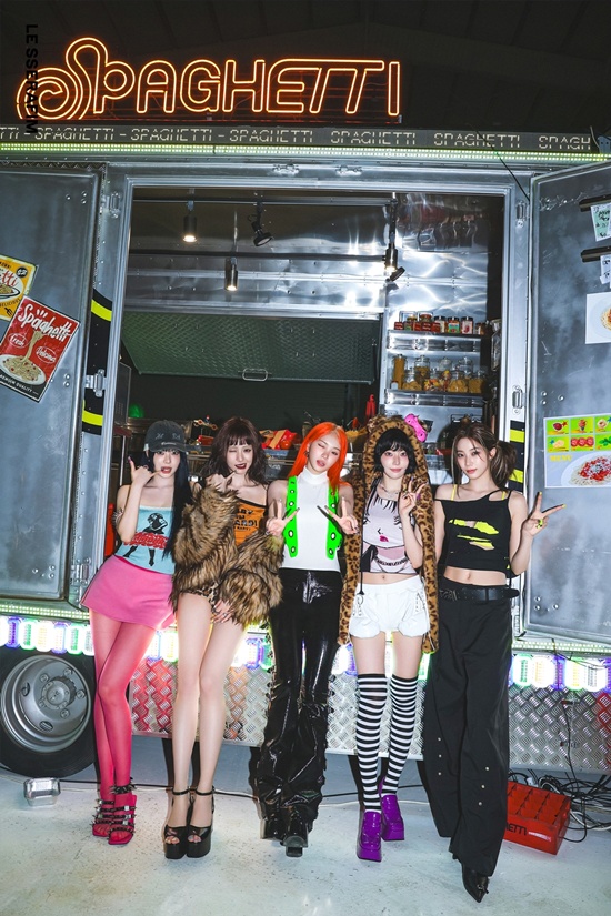 르세라핌/쏘스뮤직