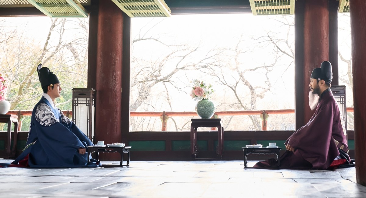 '이강에는 달이 흐른다'