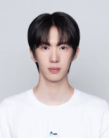 하민기, '재벌 3세 데뷔' 화제성만 챙겼나…"손자 아닌 조카" 해명 '촌극' [엑's 이슈]