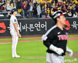 '설마설마했던 일이' 실제로 일어나다니! LG, 막판 6득점 '카운터 펀치'…김서현에게도 '설욕 성공' [KS4]