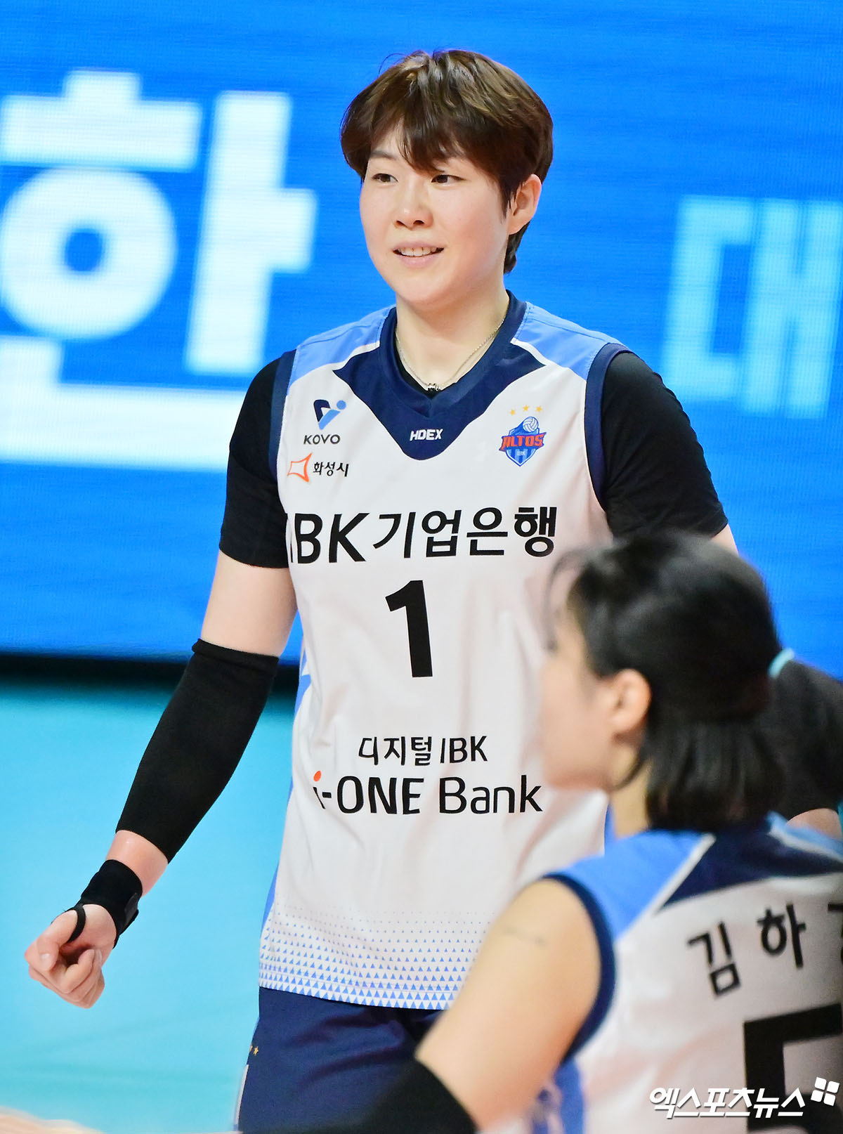 여자 프로배구 IBK기업은행의 이소영이 어깨 부상 여파로 시즌 아웃 위기에 몰렸다. 사진 엑스포츠뉴스 DB